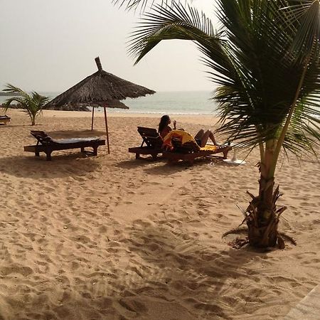 Appartement à Saly Esterno foto