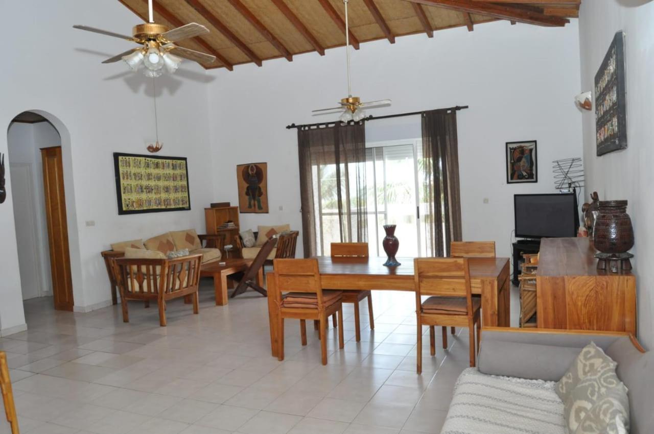 Appartement à Saly Esterno foto
