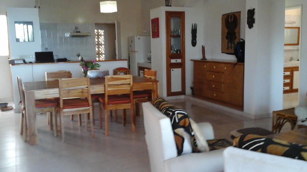 Appartement à Saly Esterno foto